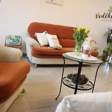 Boutique Vendeghaz Videki Idill
